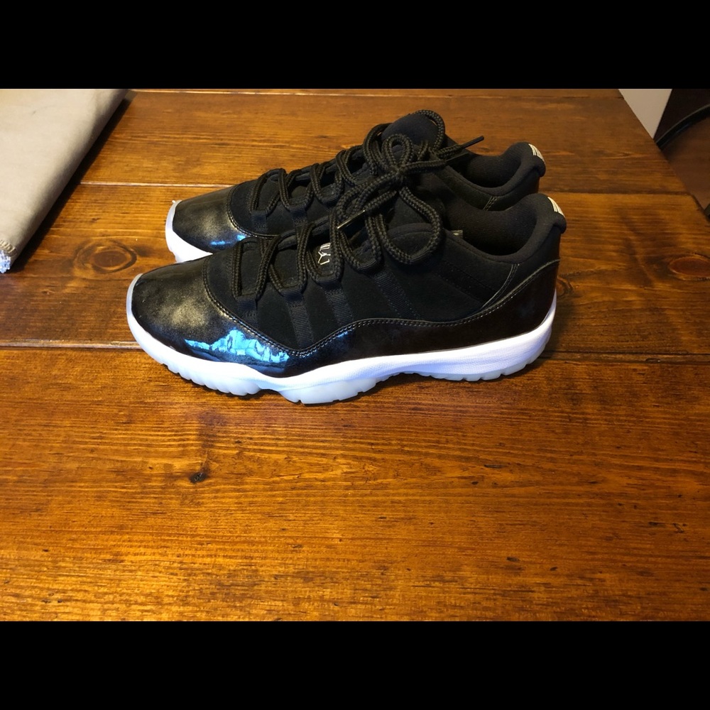 Jordan Low 11 “Barons” - size 10